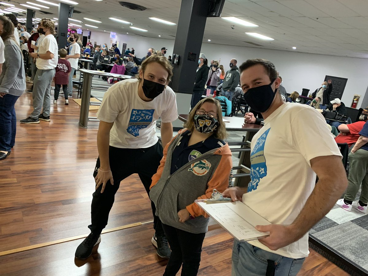 INTechBaseball's tweet photo. Always one of our favorite days of the year! Volunteering at Northeast Indiana Special Olympic Bowling Tournament! https://t.co/LgopThJ8Yj