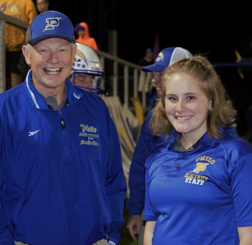 mmerew_10's tweet image. hey current &amp;amp; former Philo athletes!! Mr. Berger, the amazing man who gives his life to helping us all, just had hip surgery! if you would like to send him a get well soon letter or just a note of thank you for everything he does, dm me and I will get you his address !! 💙💙💙