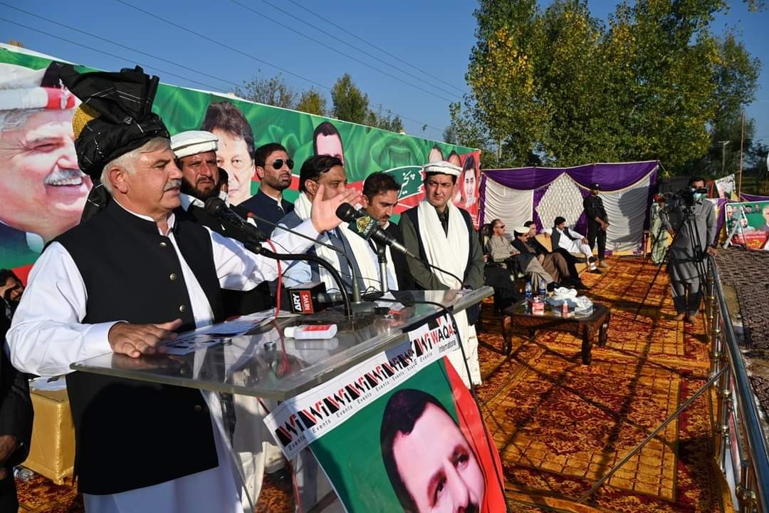 HurairaKtk's tweet image. ہمارے چیف منسٹر نے مانسہرہ میڈیکل کالج کا اعلان کیا۔
اس سے پہلے ہری پور، چارسدہ ،بونیر میں میڈیکل کالج کا اعلان کر چکے ہیں۔
اور ہاں تیمر گرہ میڈیکل کالج کا تو افتتاح کر چکے ہیں۔ سب دھوکہ ہیں۔
#ReconductMDCAT2021 
@Junnu_m3 
@RazzaqWzr 
@whyTooba 
@memoona_0 
@Itx_brooky