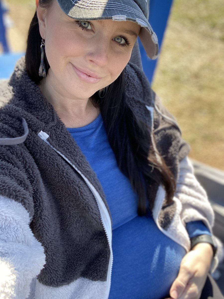 SuperMommy2_'s tweet photo. Landry and I ready to watch bubba’s baseball tournament! Day 2, Game 2, hoping for game 3 after this! ⚾️❤️ #BaseballMomma #RoyalBlue #NumberThirteen https://t.co/rl0acPowsd