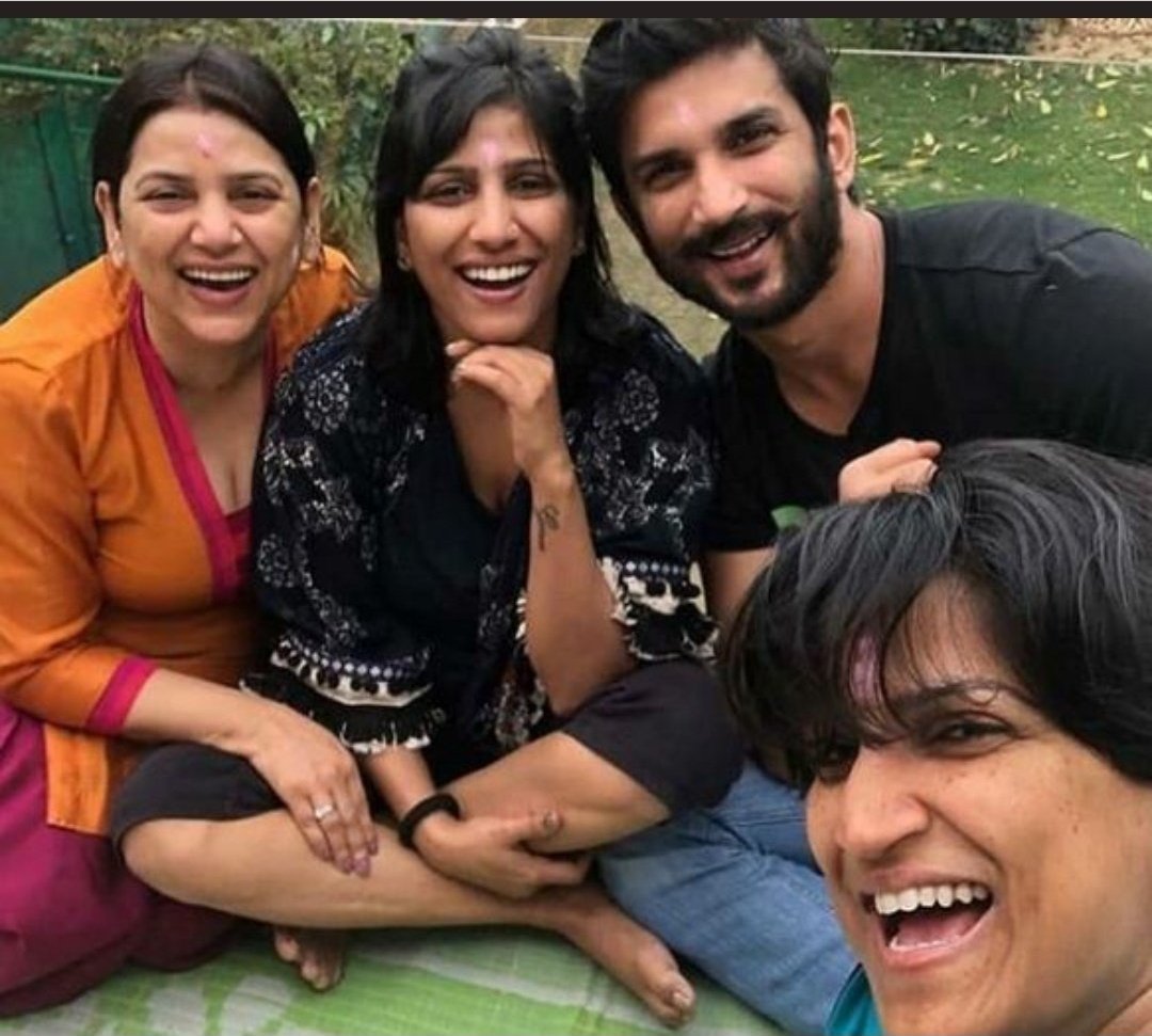 Yasmin2186's tweet photo. Worlds Best Brother Sushant Singh Rajput ❤ 
Also Best Son &amp;
Best Human Being. 
@itsSSR 💫♾

#UnconditionalLove  #thestrongestbond https://t.co/Xh2IKnNGHq