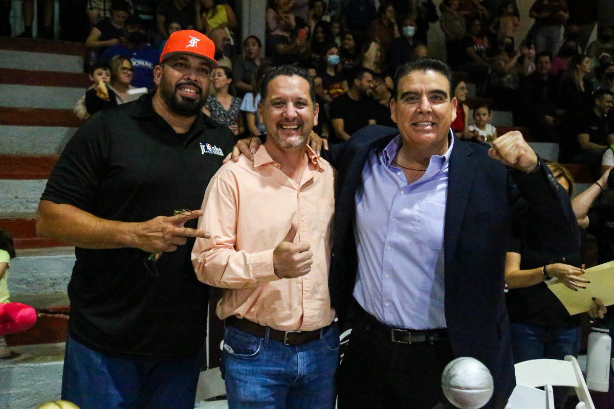 CODESONoficial's tweet photo. Inició la primera Copa de Básquetbol Caborca 2021 “Piensa en grande”. 

Con más de 50 equipos participantes se activó la región a través de la sana competencia.

Horacio Llamas el primer mexicano en la NBA fue el invitado de honor. 🏀 

#TierraDeOportunidades #OlaRoja https://t.co/NSA04qdLUD