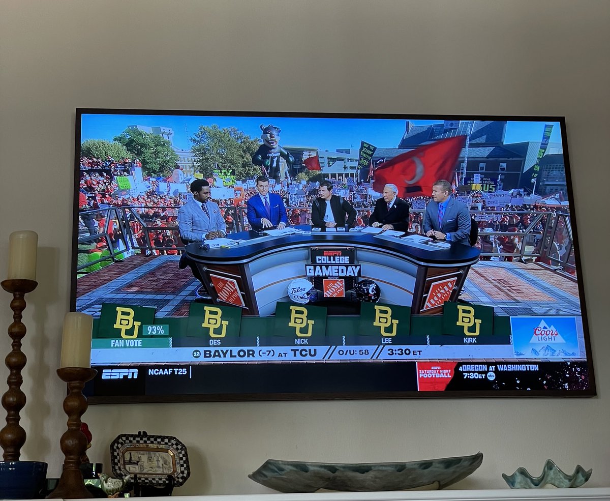 mcbaylor's tweet image. Kirk: Baylor is for real, and Abram Smith is legit. 

👀