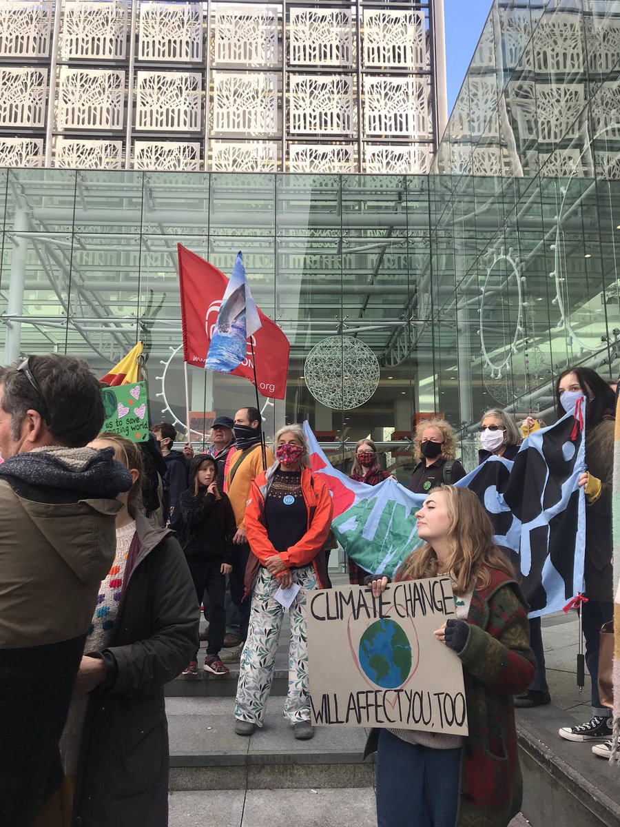 molly0dwyer's tweet photo. Went to #GlobalDayofAction today by @Plymouthclimate . Met the most inspiring people and felt amazing to walk with others with the same concerns for our planet🌍. #ForTheOcean #ActNow #COP26 #oceanemergency #cleanwaves https://t.co/2NP6zNvZkG