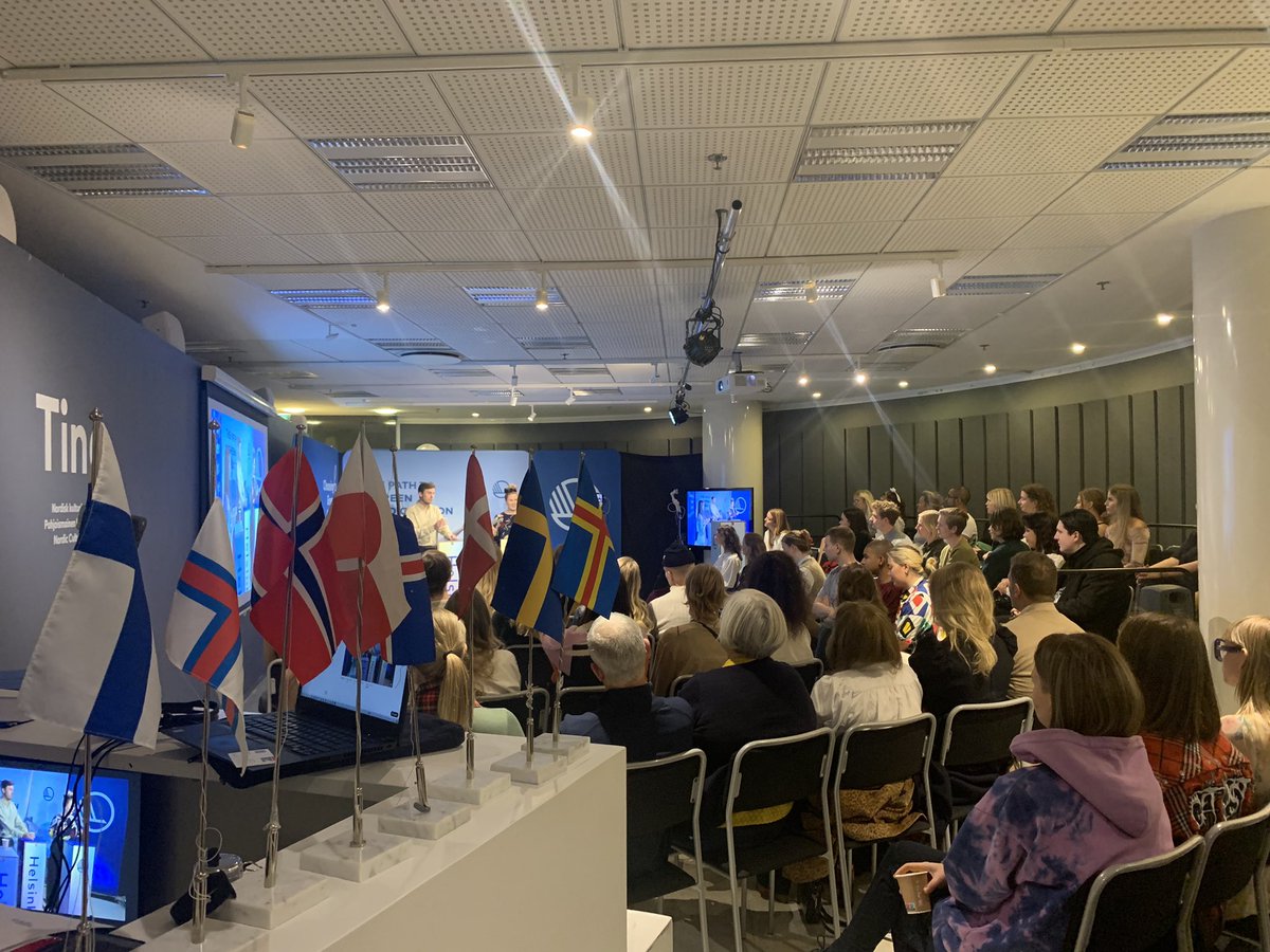 Full house in #helsinki when #sustainablefashion is on the agenda at the Nordic Hub and backdoor to #COP26 
On the stages discussing this important topic @MariNoLoves @OutsaPop @Jeppemeier 
#nordicsolutions #choosinggreen https://t.co/rENQoWq2ke