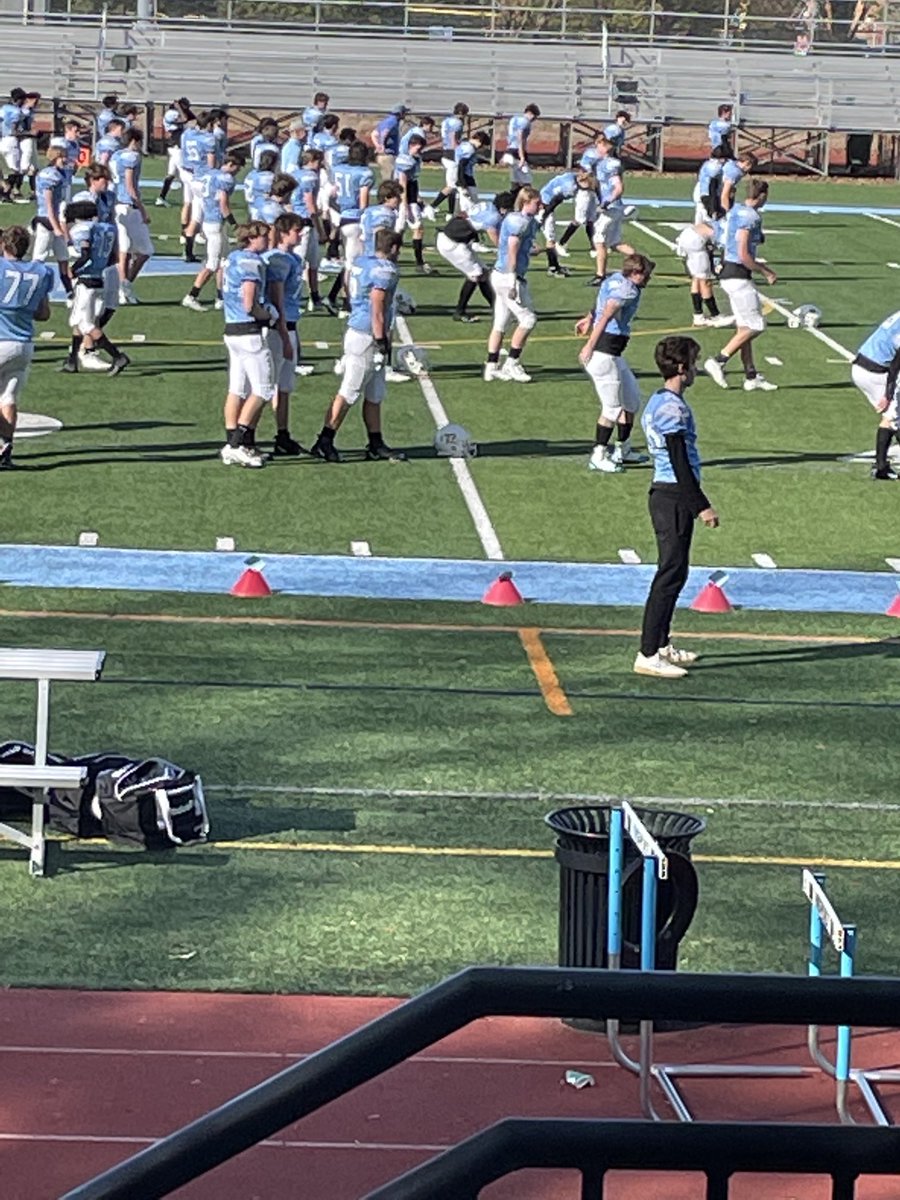 JackYoest's tweet photo. #InSufferableParent of @1yoest
GameDay
Yorktown High School https://t.co/AxBecX7vST