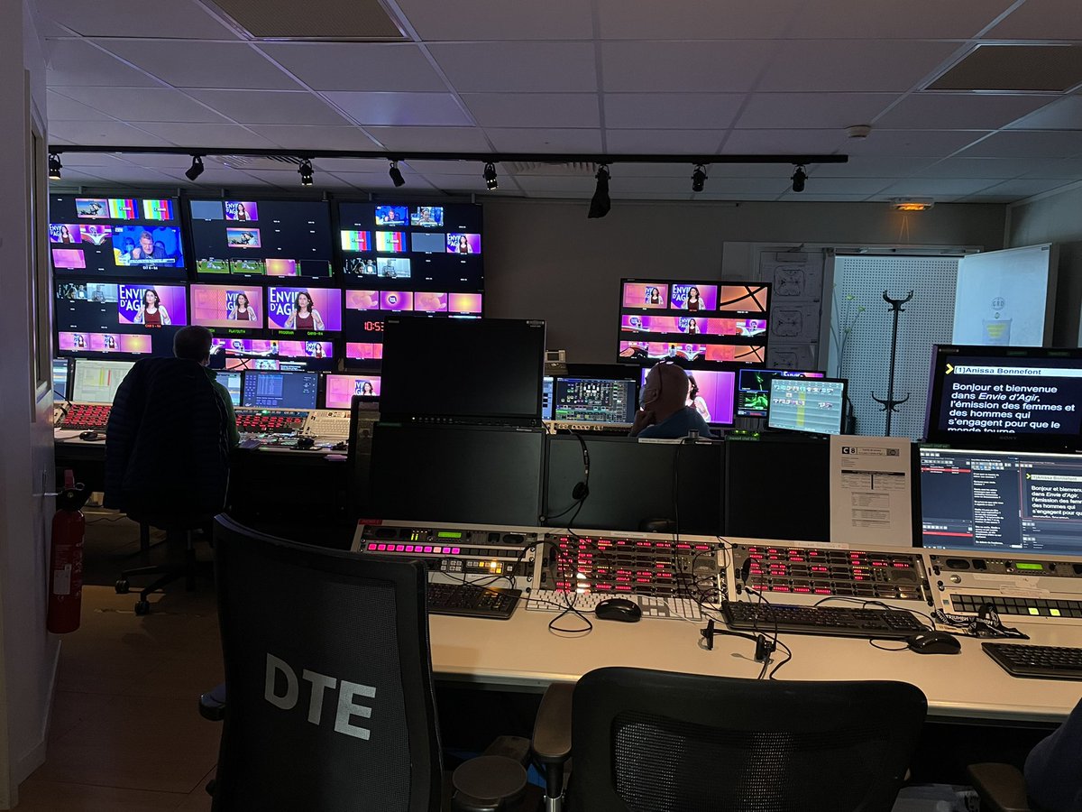 Rdv demain matin à 9h sur <a href="/C8TV/">C8</a> pour l’émission #EnviedAgir avec <a href="/JalehBradea/">Jaleh BRADEA</a> 🔥

On y parlera notamment de l’opération #noelalhopital de l’association Aïda <a href="/weareaida/">Aïda</a> 🎁✊