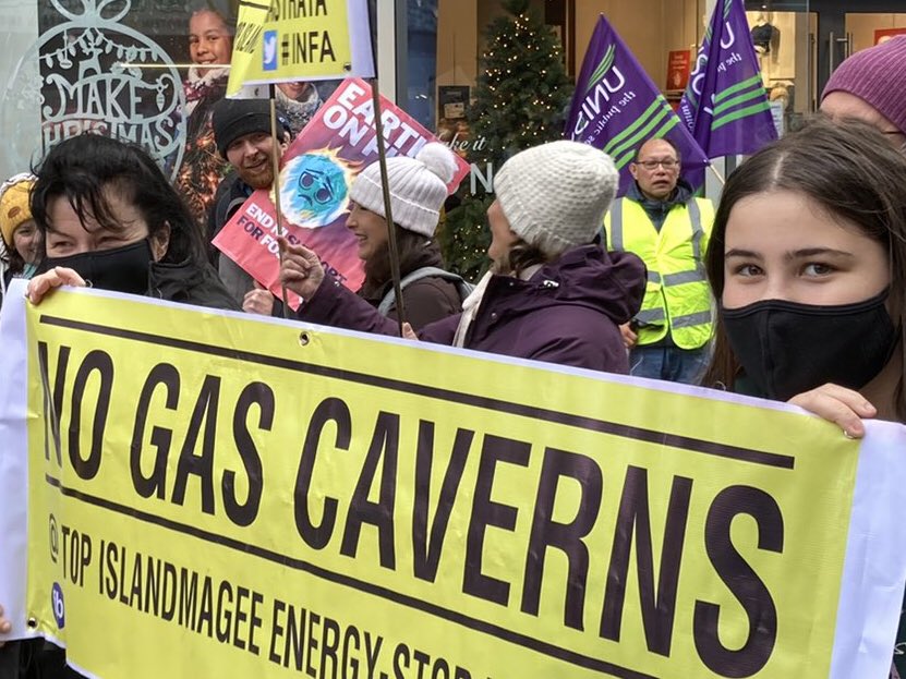 briboy68's tweet photo. Great support across NI : from the North Coast in Portrush, to the Centre of Belfast - well done to all involved in the campaign for canvassing support and raising awareness #nogascaverns #strongertogether https://t.co/VAxbCGHK4p