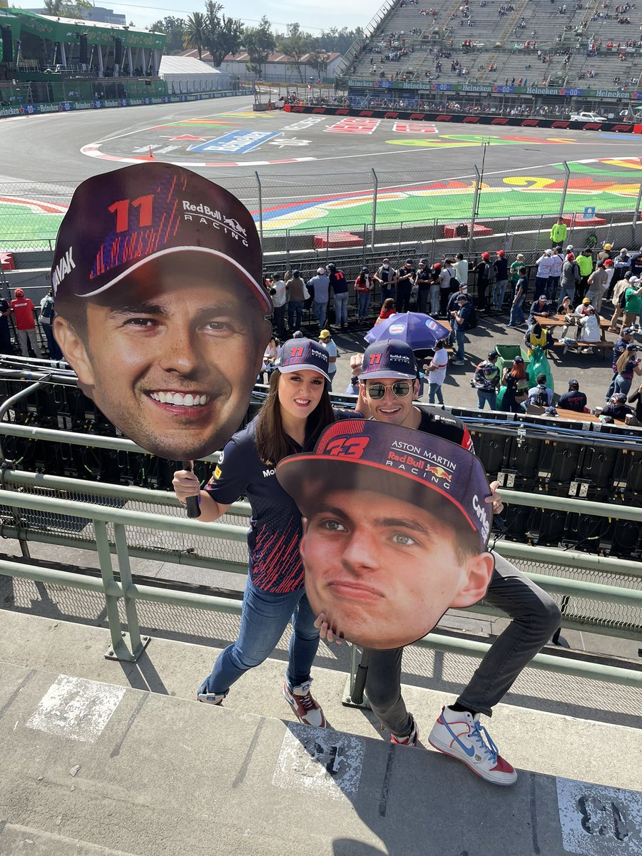 ivanvipl's tweet photo. Quali Day #MexicoGP 

Max P1 &amp; Checo P2? @F1 @redbullracing @redbullMEX https://t.co/9AHCU3K8pl