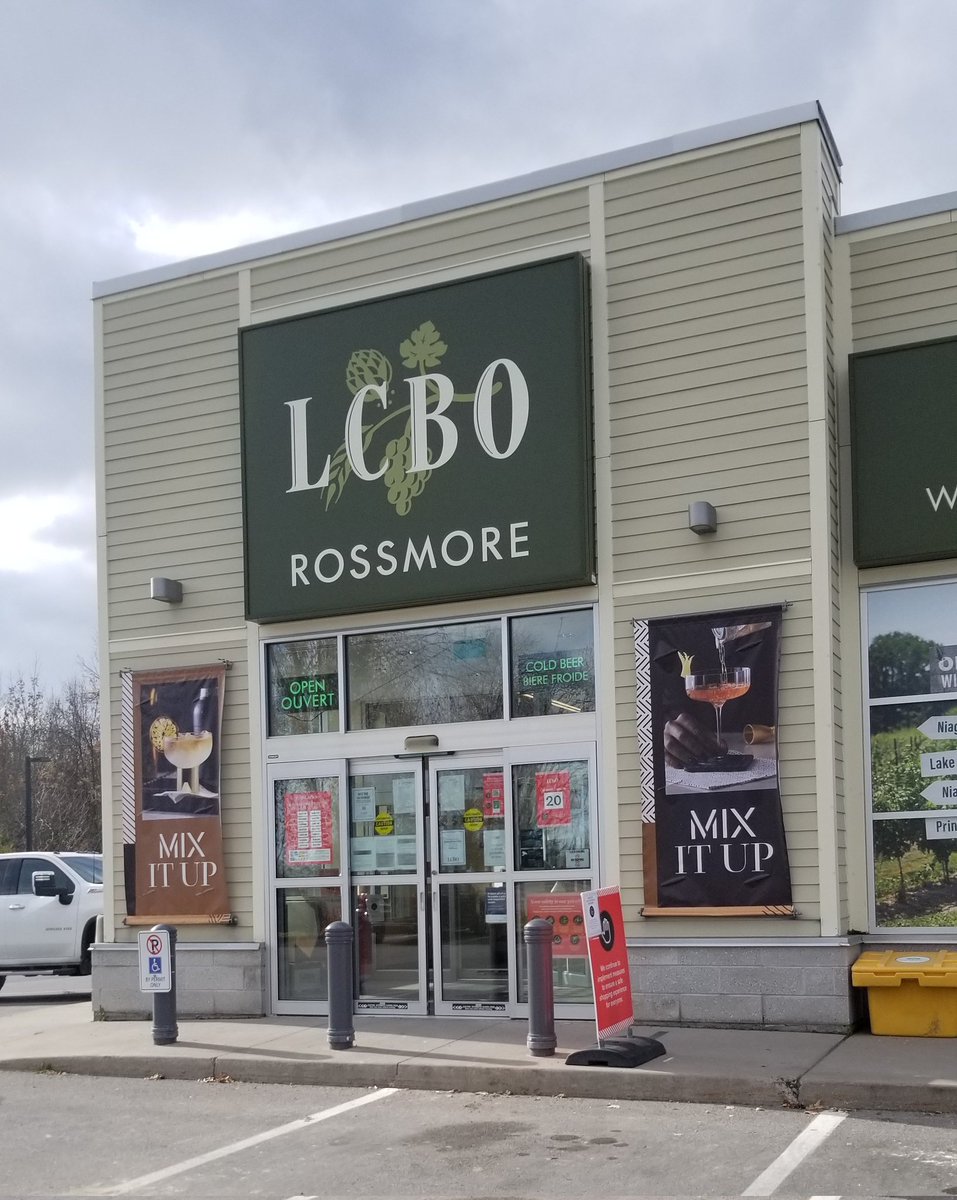 MeyersCreekBrew's tweet photo. Rossmore LCBO is restocked with Back Roads Vanilla Porter. Get some today! #lcbo #vanillaporter #porter #craftbeer #bayofquinte #madeinquinte #madeinontario #rossmore #beer https://t.co/39kxUEjmml