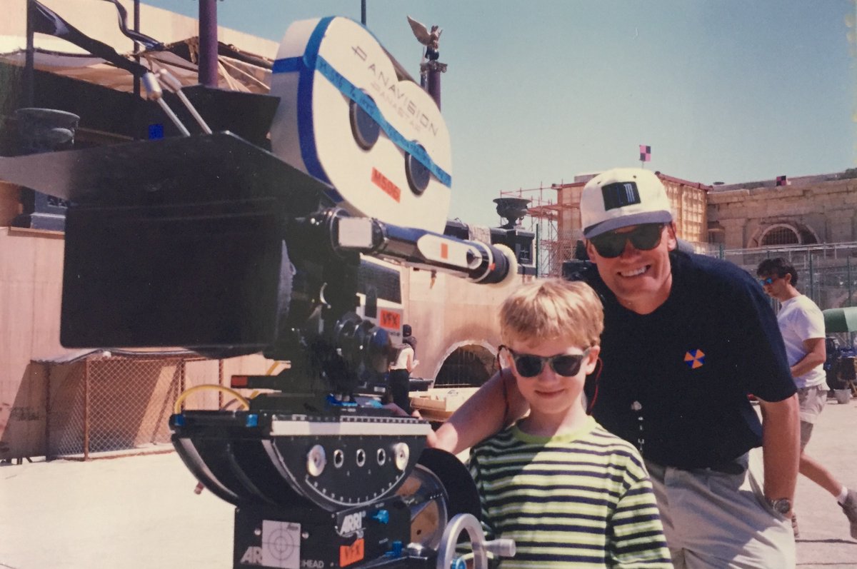 StevenHallDOP's tweet photo. @johanngrech @russellcrowe It was a defining moment in my career too! Was it really 22 years ago? #VFXDOP https://t.co/jJoV03grD4