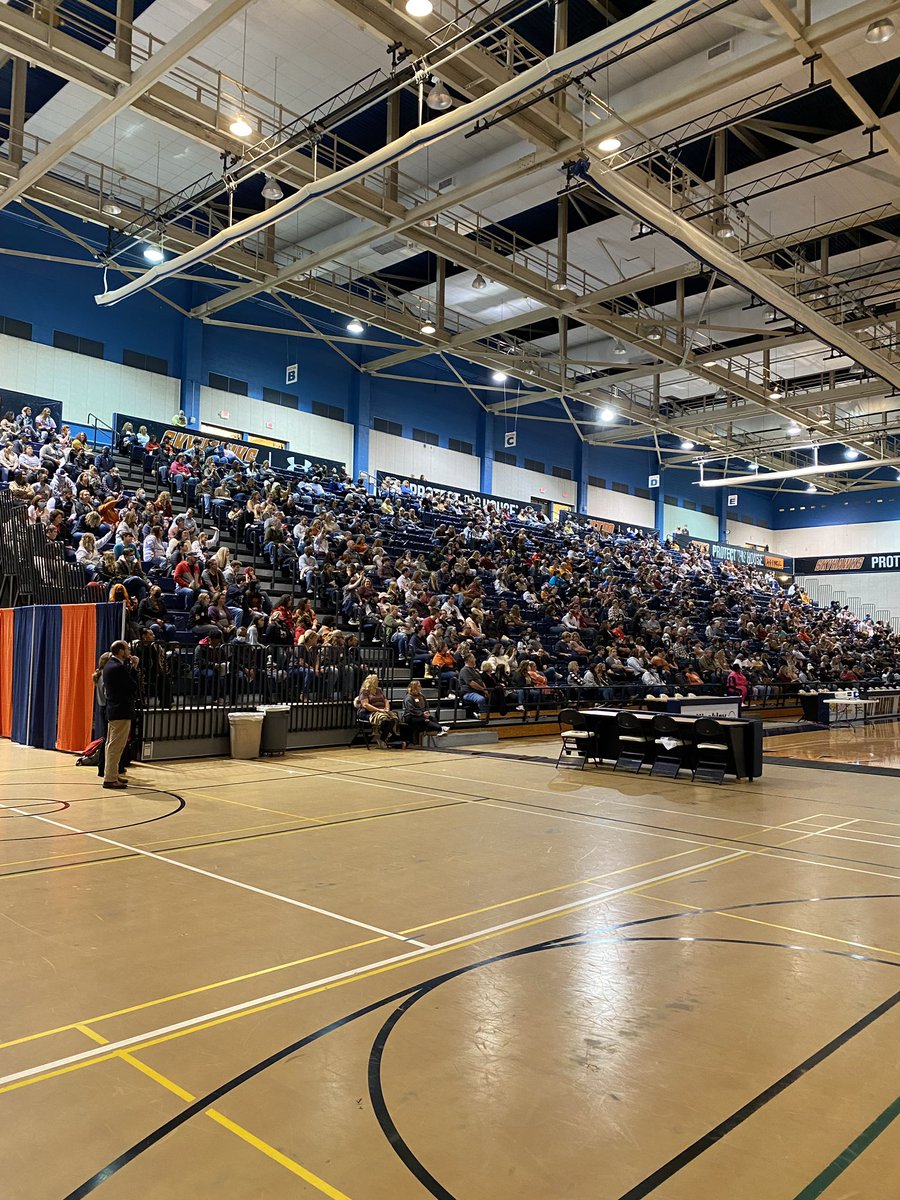 Incredible Fall Preview Day at <a href="/utmartin/">UT Martin</a>! It’s a great day to be a Skyhawk! #beutmproud