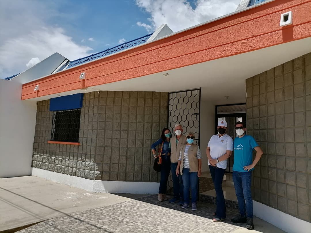 VenezuelaQuilla's tweet photo. Visitamos a nuestros pares, COLVENZ, en la ciudad de Santa Marta, Magdalena, compartimos experiencias y buenas prácticas en la atención a la población proveniente de Venezuela.

#SomosAcogida #SomosLaClave #SomosIntegración #NosUnenTusDerechos https://t.co/SNLGYQkyuU