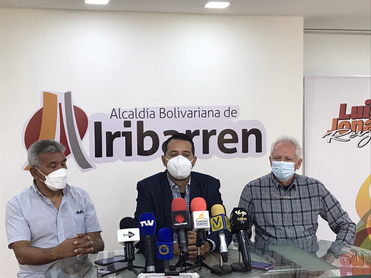 Conindustria's tweet photo. En el marco de la visita que realiza #Conindustria por el estado #Lara, se llevó a cabo un encuentro con @LuisJonasReyes, alcalde del municipio Iribarren, para unir esfuerzos en pro del desarrollo productivo de la región
#industriales 
#gremios 
#empresarios https://t.co/rYMzoihAHb
