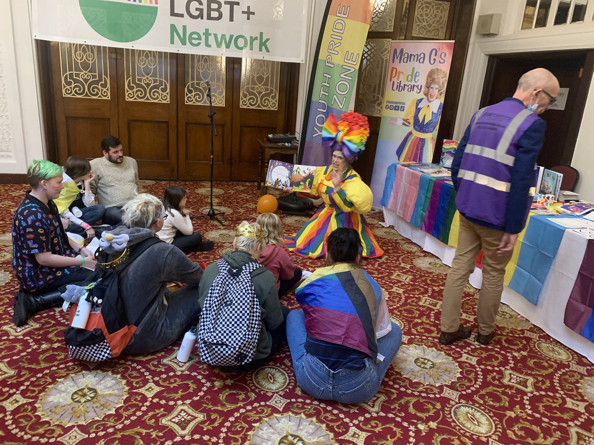 Now that was a storyteller!! #BPLyouthpride2021
<a href="/CECDBlackpool/">Better Start</a> <a href="/twguk/">Travis</a>