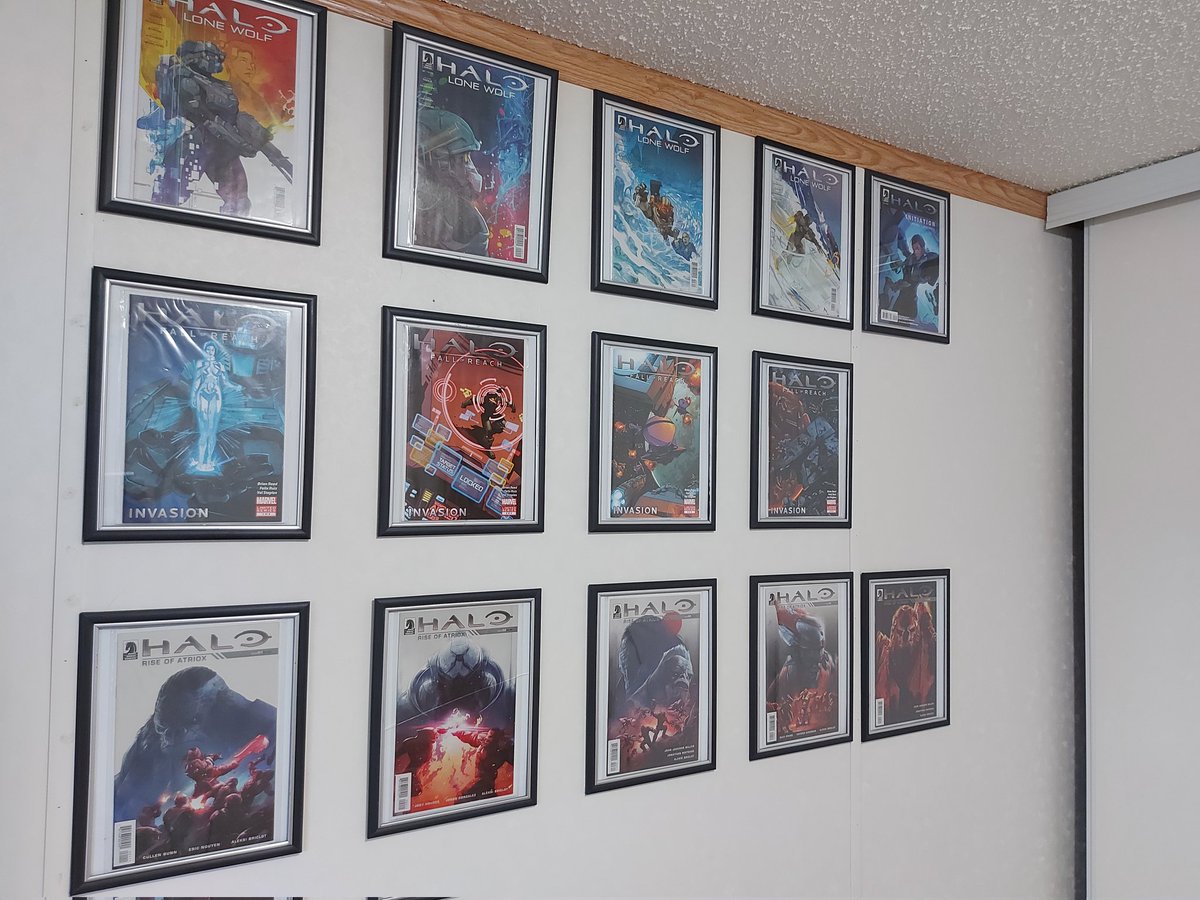 Tony__Wilson's tweet photo. @Razer Currently working on framing all my comics. Next up is the figures. Would love to win! https://t.co/Ej6fxgV1Au