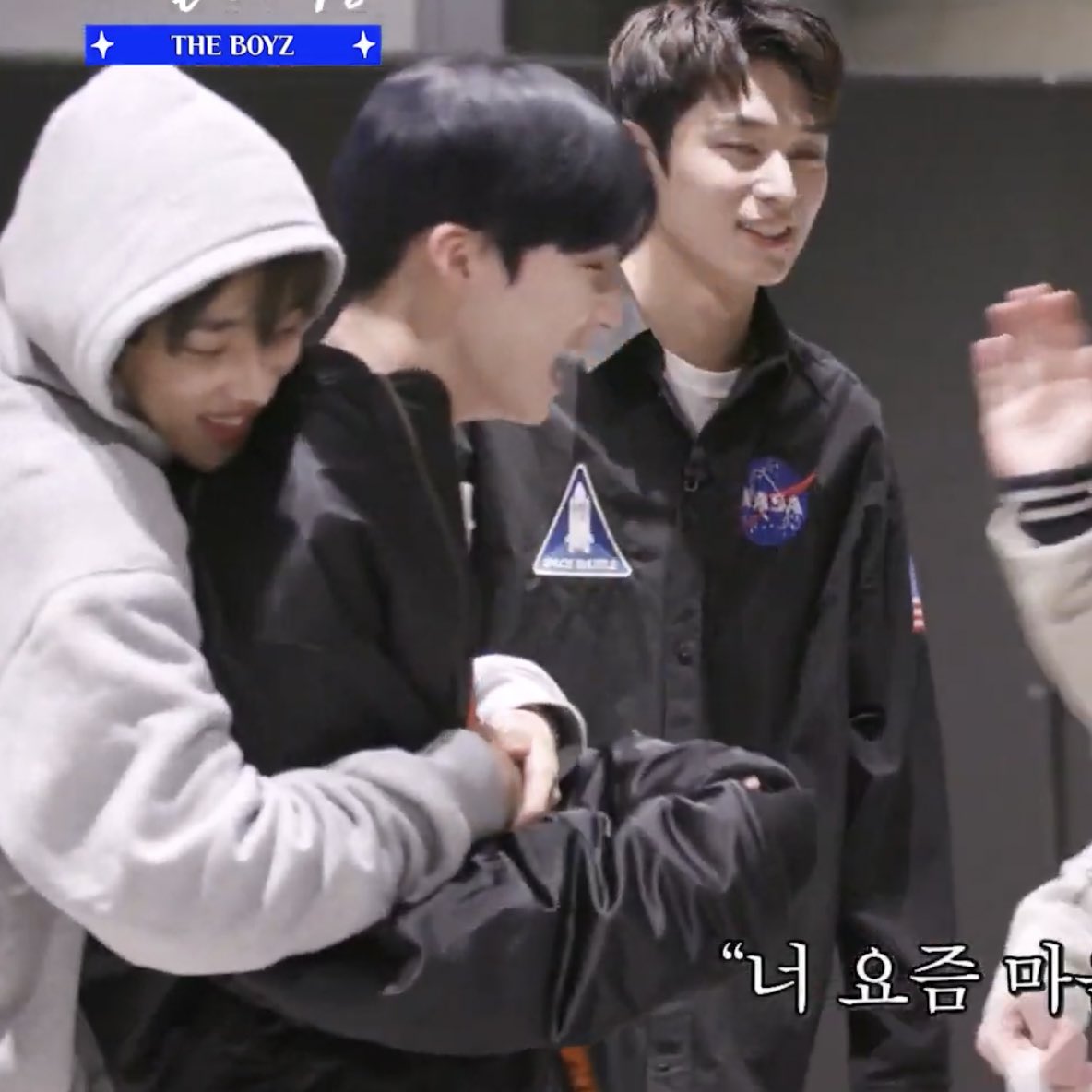 sonuminovio's tweet photo. <33

i vote for #theboyz on #MAMAVOTE 2021 MAMA https://t.co/WWyOthr03L