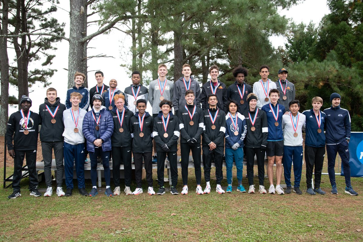 WU_Bulldogs's tweet image. 🏆REGION CHAMPS🏆

The @Wingate_XCTF Men cruise to their first-ever @NCAADII Southeast Regional title!!!!

#WUXC had 6 of the top 10 runners &amp;amp; 7 of the top 12, rolling to a 40-point win!!!

Nutter | 3rd
Mrochen | 6th
Sauers | 7th
Valdez | 8th
Le Grix | 9th
Way | 10th

#OneDog
