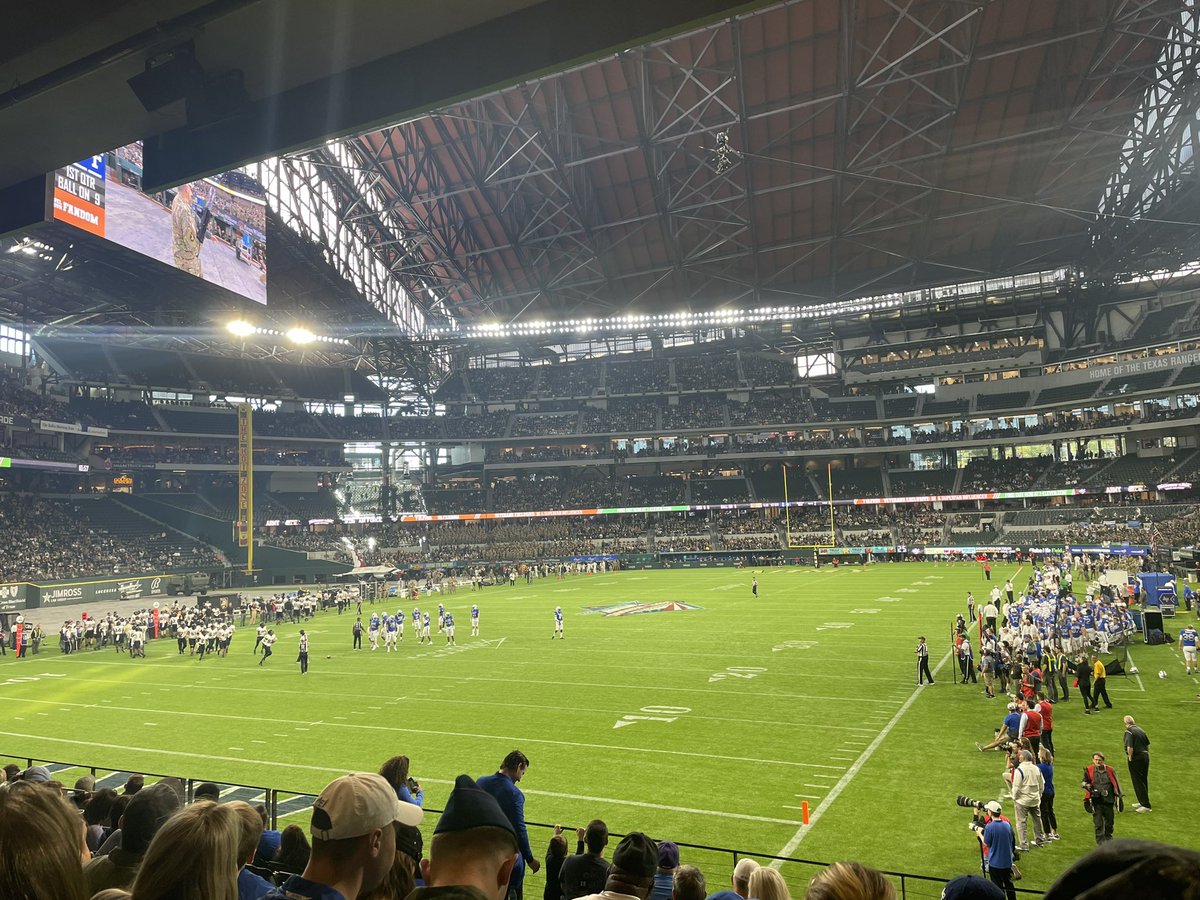 What a day for football in an indoor baseball stadium <a href="/ArmyWP_Football/">Army Football</a> #GoArmyBeatAirForce