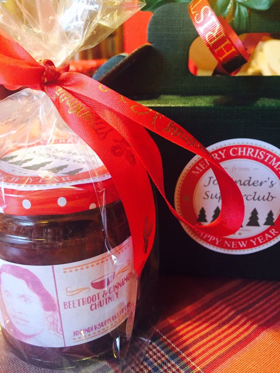 It’s that time of year again &amp; time for our Christmas offerings for 2021! 
🎄Beetroot &amp; Cinnamon Chutney🎄 DM or email us for details or check out our website (link in bio) 🎄🎄#jogindersupperclub #tufnellpark #n19 #foodmadewithlove #christmas #festiveseason