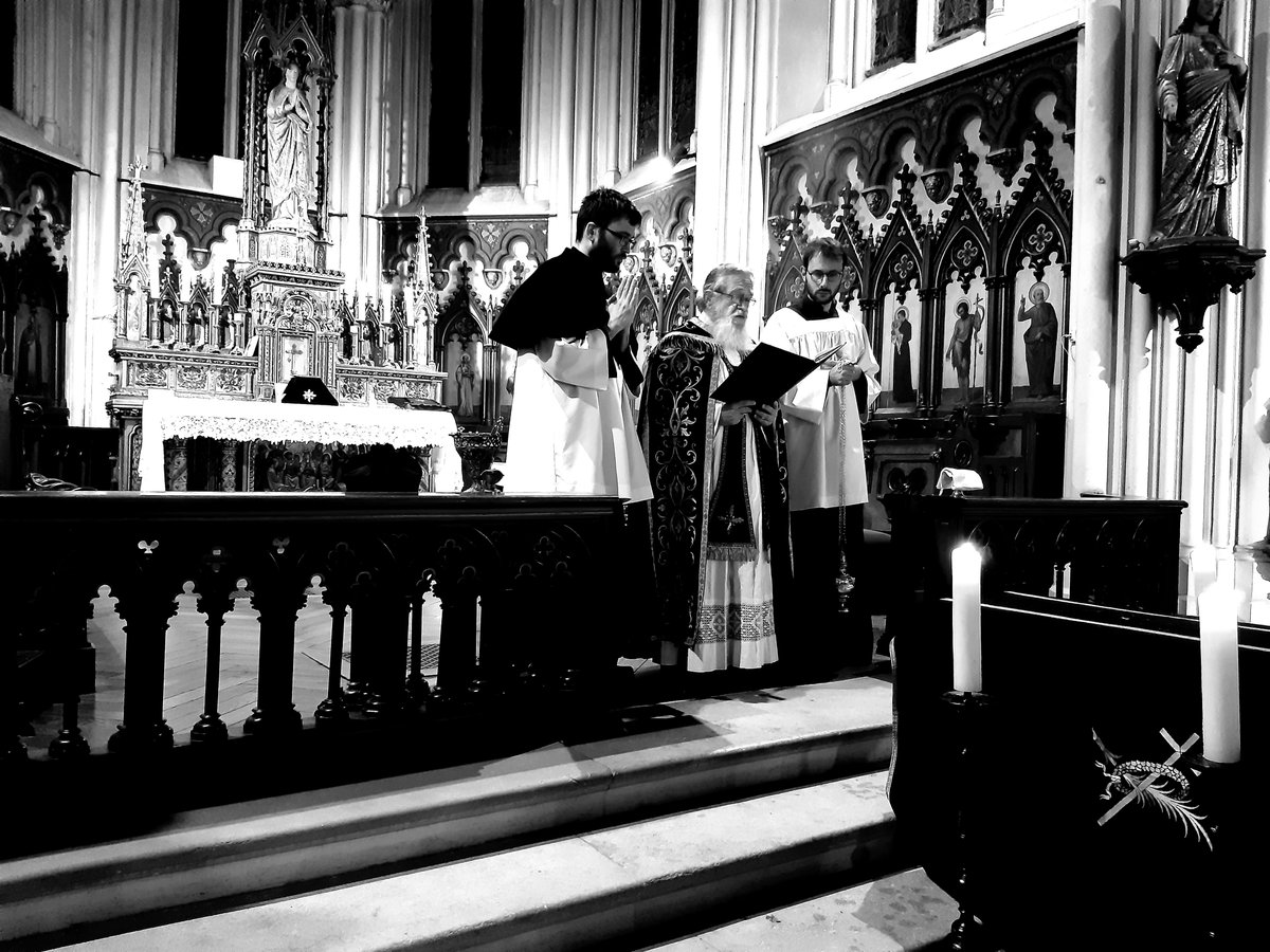 blidericus's tweet photo. Commémoraison de tous les fidèles défunts célébrée en l'église Marie Immaculée à Nancy selon le rite extraordinaire de l'Eglise ✝️ https://t.co/ud3kraWt7V