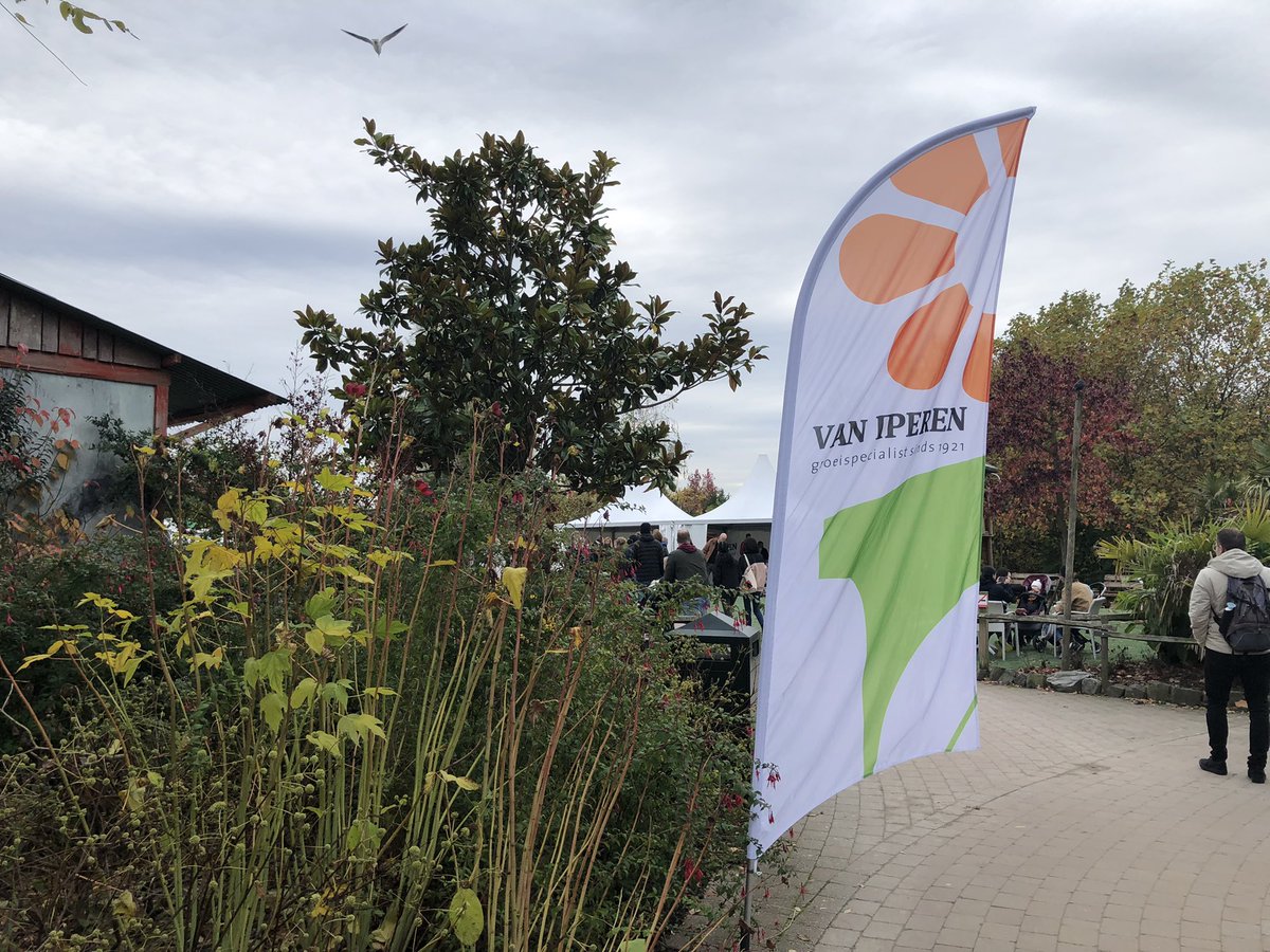 Vandaag brachten we met ons bedrijf een bezoek aan <a href="/RotterdamZoo/">Diergaarde Blijdorp</a> ter ere van ons 100-jarig jubileum #VanIperen100 #jubileum #diergaardeblijdorp