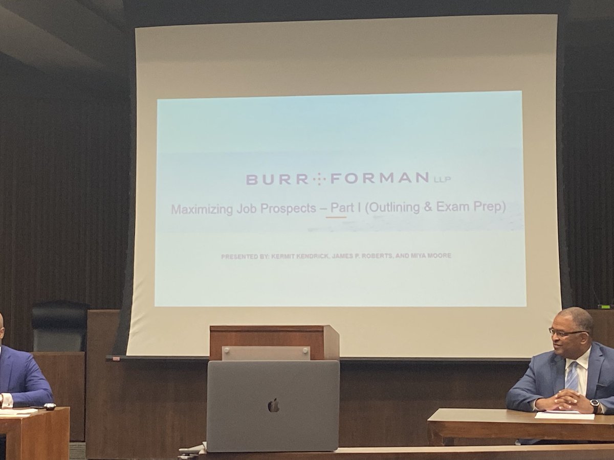 UA_BLSA's tweet photo. Burr &amp; Forman hosted a seminar that covered bar prep and tips on what to do before, during and after firm-sponsored networking events to improve chances of getting an interview and job offer!! Great event!✨👍🏾 https://t.co/YOHzWzKT9e