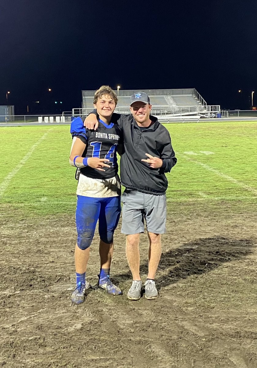 4 years of football well spent with these guys. Thank you to <a href="/CoachD_SpreadO/">Rich Dombroski</a> <a href="/mcguirefbcoach/">Thomas McGuire</a> <a href="/OmahaJonnyMac/">Jon McCormick</a> <a href="/Coachshaferfb/">Kyle Shafer</a> <a href="/Busterwoo/">Woo</a> <a href="/MarkBaillargeon/">Mark Baillargeon</a> for making my last year awesome! These memories will last a lifetime!