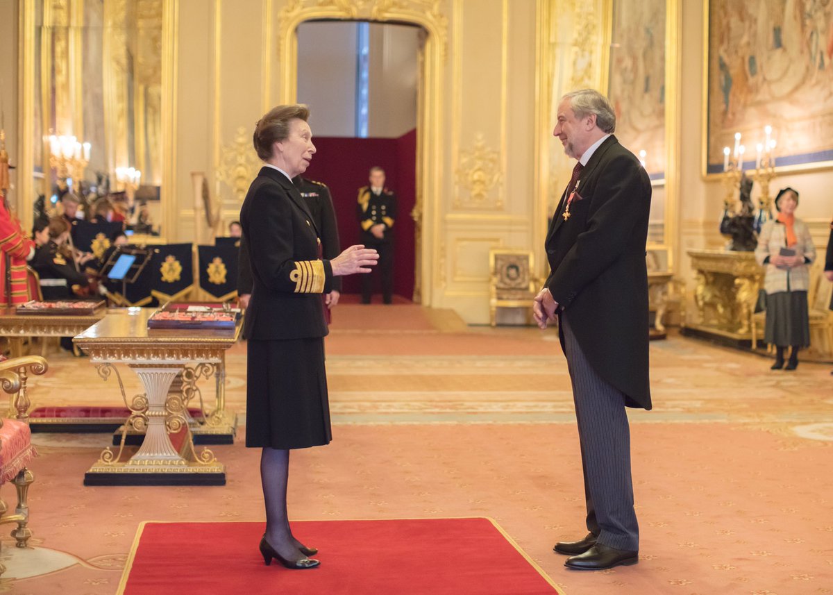 Congratulations to Prof Mick Peake on receiving his OBE last Wednesday for his huge contribution to improving outcomes for people with lung cancer