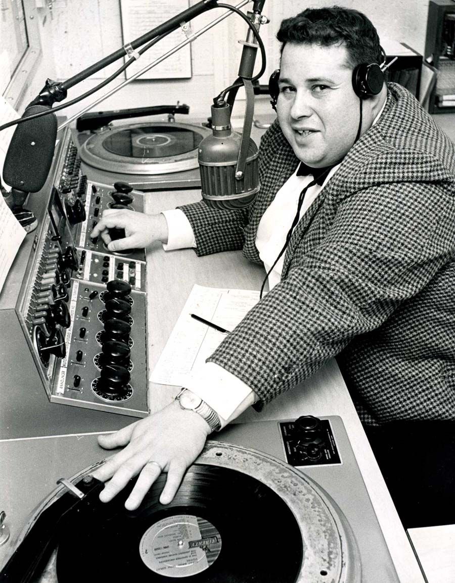 andrew_michels's tweet photo. Tonight on @JEMPradio… Phish, Dead, Lemon Jelly, Tangerine Dream, and much more.  

Join me live at 6 ET.

#phish #communityradio #jempradio #betterradio #free https://t.co/NKHiGTMbyt