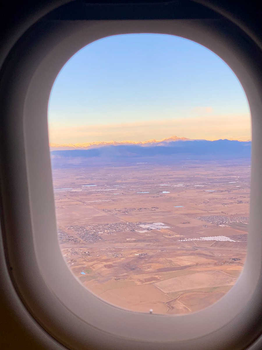 😍 Hard to beat #colorado for airport views!! #travelingagain