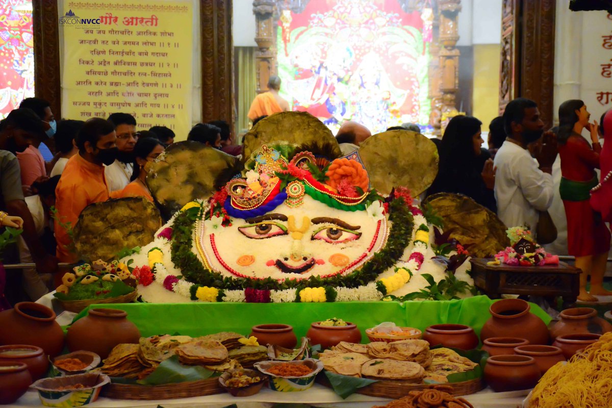 ISKCONPune's tweet photo. Govardhan Puja Celebration 6th Nov 2021
For more pics: https://t.co/I4MjOaMdUl
#Govardhanpuja #Girigovardhan
#kartik #festival #kartik2021 
#damodarmonth #yashodadamodar
#Diwali #kartikmonth #kartikmaas 
#ISKCONNVCC #ISKCONPune #ISKCON
#PUNE #DailyDarshan #harekrishna
#Saturday https://t.co/VZM9nEXVAH