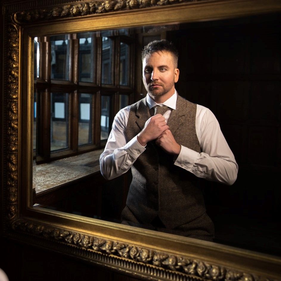 Tweed will always be a classic choice, especially great for these colder months!

#suits #fashion #suit #style #suitstyle #dresses #mensfashion #onlineshopping #suithire #bridal #menswear #suave #menstyle #suitup #instafashion #designer #dapper #bespoke #bespokesuit