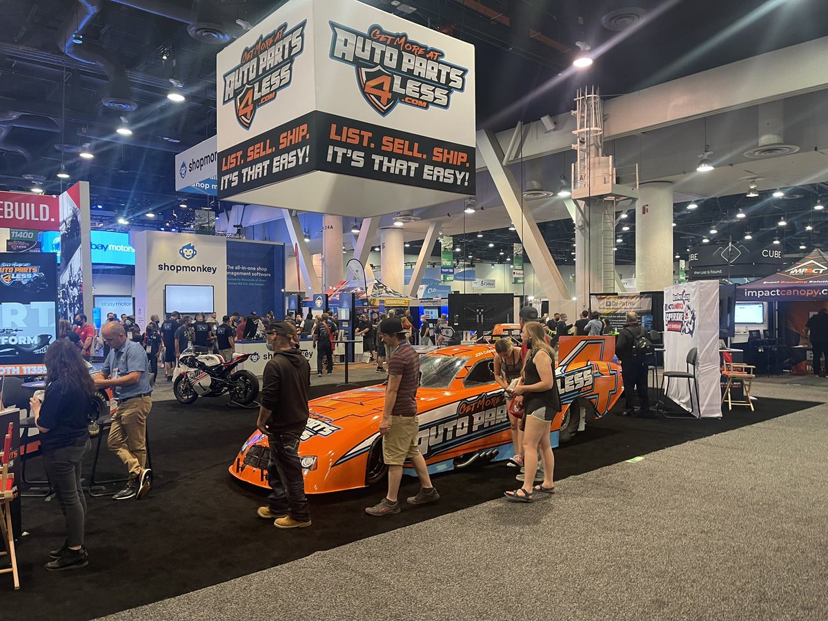 AP4Less's tweet image. That’s a wrap on SEMA 2021 HUGE success for AutoParts4Less. Held successful meetings with the largest sellers, buyers &amp;amp; distributors in the automotive parts industry. All week industry experts dropped by to learn how Ap4Less is bringing value to the entire parts industry. $FLES