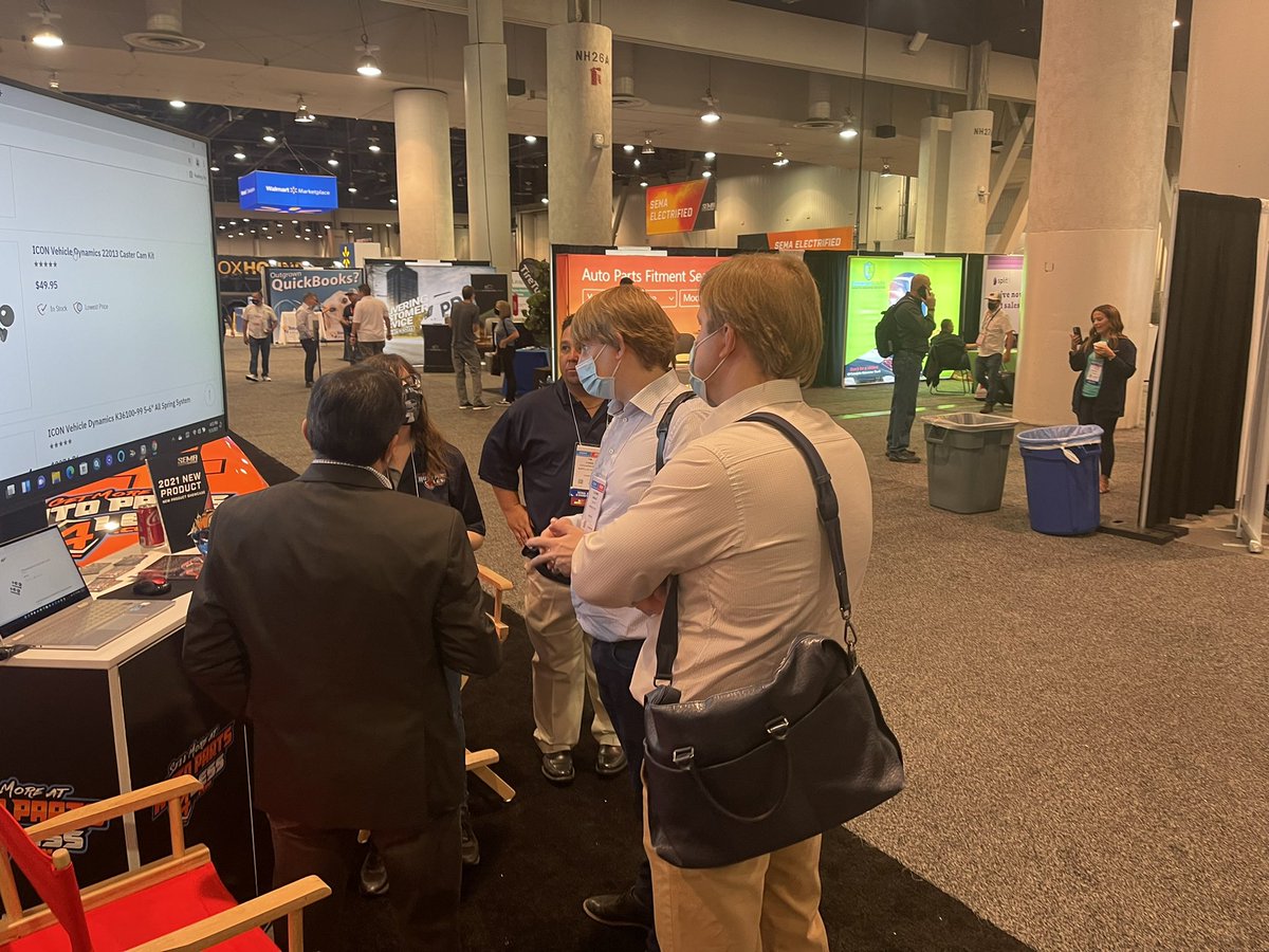 AP4Less's tweet image. That’s a wrap on SEMA 2021 HUGE success for AutoParts4Less. Held successful meetings with the largest sellers, buyers &amp;amp; distributors in the automotive parts industry. All week industry experts dropped by to learn how Ap4Less is bringing value to the entire parts industry. $FLES