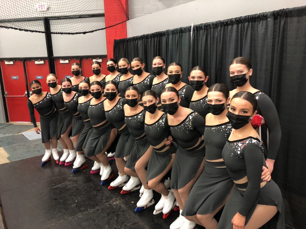 MiamiOH_Skating's tweet photo. Senior Finishes the 2021 Mentor Diamond Classic with a 🥇!
Free Skate Score 108.86
Total Event Score 175.75
Next up Collegiate Free Skate! https://t.co/nUqAId9bbJ
