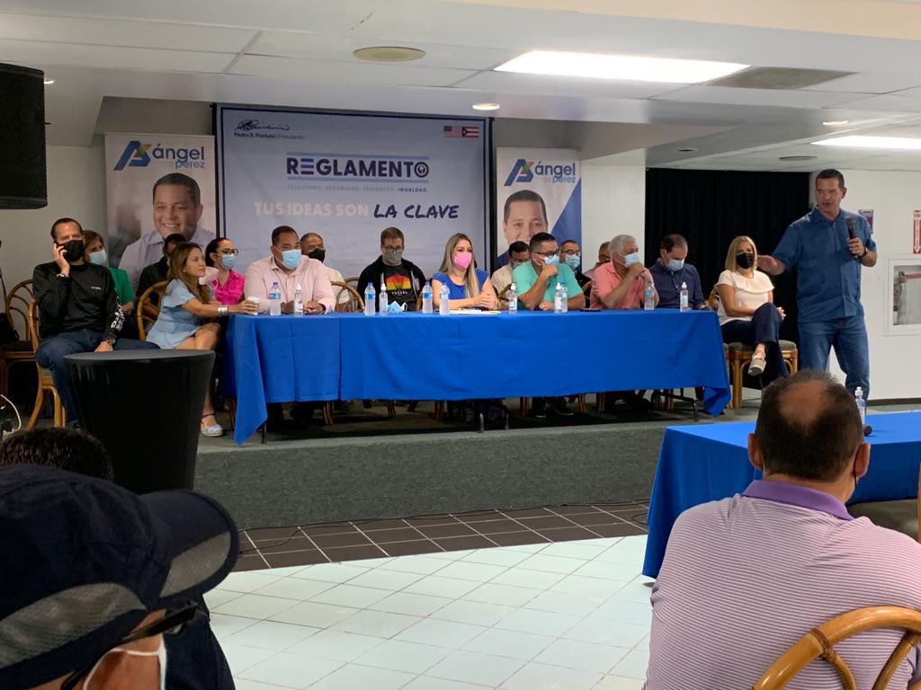 OSPP2020's tweet photo. La presidenta de la OSPP, Leyda Cruz, junto al @GovPierluisi y líderes de nuestro @pnp_pr durante la última vista de reglamento en Guaynabo. 
#SomosLaFuerzaProgresista
#UnidosPorNuestrosDerechos
¡Arriba la Palma! 🌴✔️ https://t.co/0AuQxscEoX