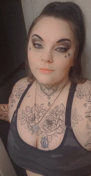 Did yall forget about me? 🤣🤣🤣  Show me how much you missed me😈   Findom Finbrat cashslave whalesub cashcow<a href="/tag/coffeetime"class="tags"><span>#coffeetime</span></a>