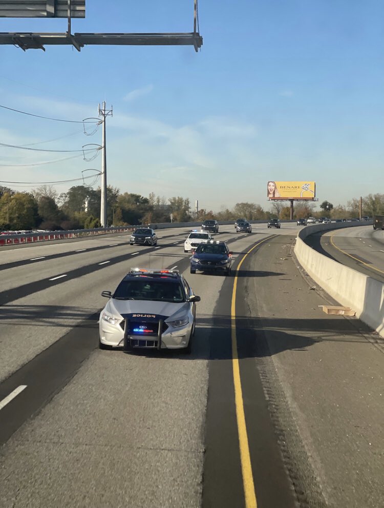 29thDistrict's tweet photo. Chester Township Police along with Philadelphia and Chester PD escorting the FBI National Academy class 280 to Philly. Stay Safe and enjoy your time at the NA. @FBIPhiladelphia @e_fbinaa @PhillyPolice @ChesterPolice https://t.co/76vyKDj07J