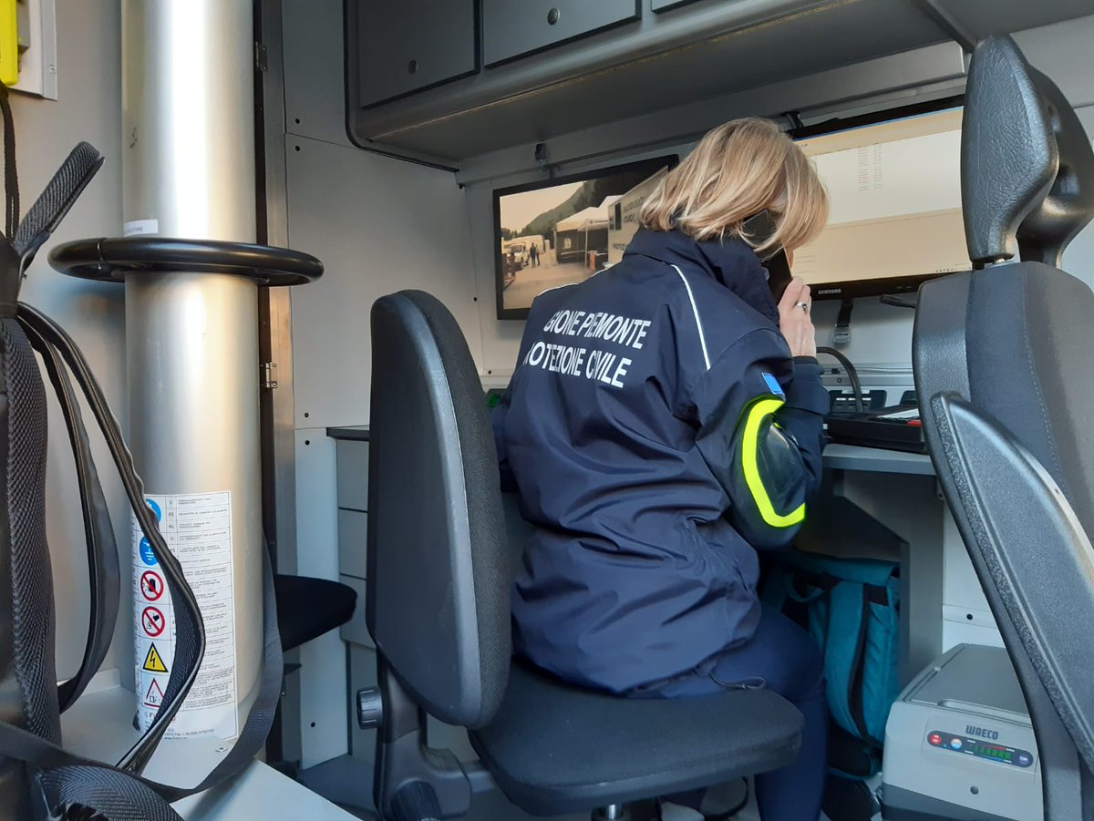 ProCivPiemonte's tweet photo. #6novembre Festa della #protezionecivile del #Piemonte. Il Coordinamento regionale del Volontariato di Protezione civile raccoglie tutte le organizzazzioni che intervengono nel soccorso alla popolazione, con i migliori supporti professionali per superare il dramma delle emrgenze. https://t.co/EY5xHv8NPa