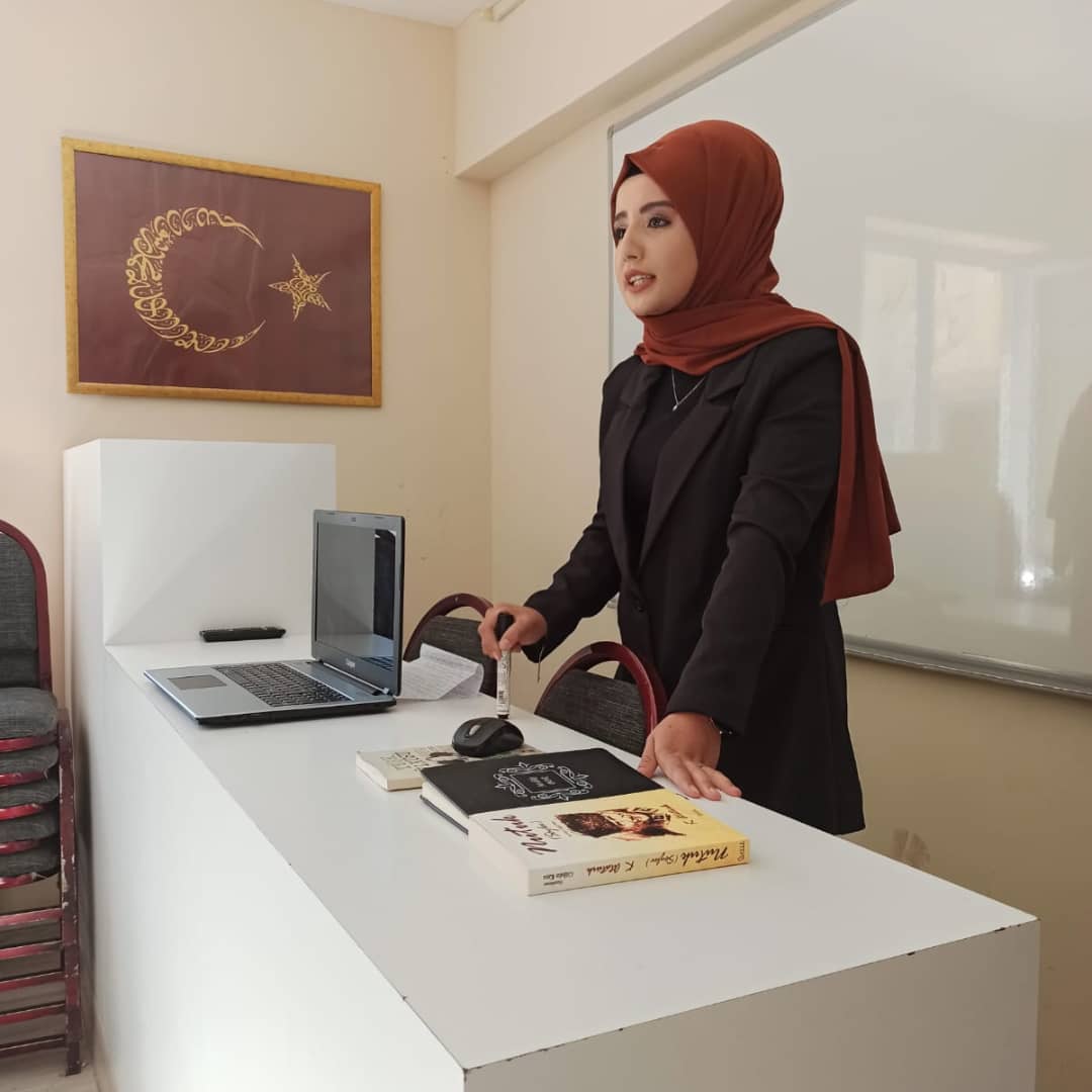 NevuAsenalari's tweet photo. "Dokuz ışık demek, Türk üIküsü demektir."

Nevşehir Ülkü Ocakları Asena Birimi olarak "Alparslan Türkeş ve 9 Işık Doktrini" konulu seminerimizi gerçekleştirdik.

@asenayesilyurt0
@AliTrkr50
@deryatunc46 https://t.co/h4NPSXOjy5