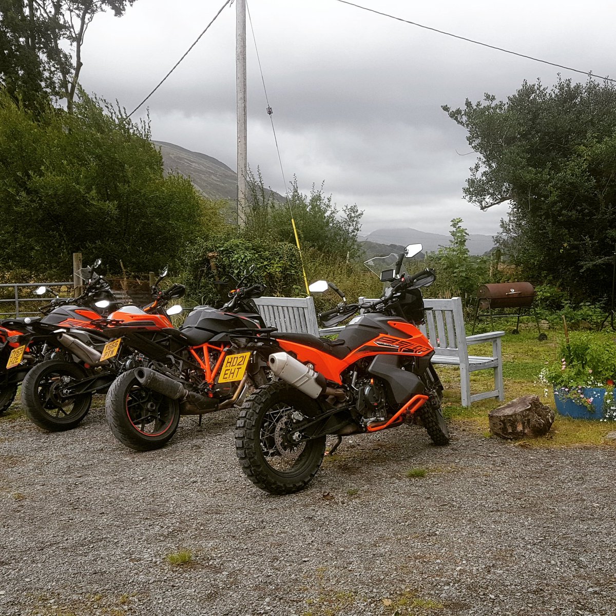 We love having #bikers staying here. Ideal base for <a href="/transeurotrail/">Trans Euro Trail</a> and other #trails . Great roads for exploring too. #Realale #pub down the road too
<a href="/indiehostelsuk/">Independent Hostels</a> @WelshBunkhouses <a href="/CampsitesUK/">Campsites.co.uk</a>