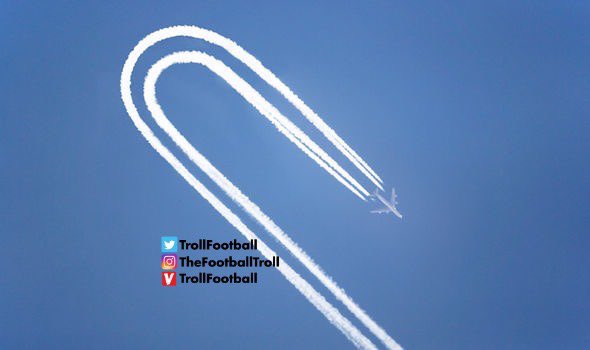 TrollFootball's tweet photo. Xavi’s plane to Barcelona right now https://t.co/FkSWCX75li