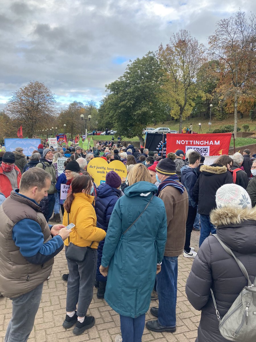 ItsTimHills's tweet photo. Plenty of people at the #GlobalDayofAction match in nottingham. First climate change protest I’ve been to. #ThisMachineFightsClimateChange https://t.co/5gzY8MVdPs