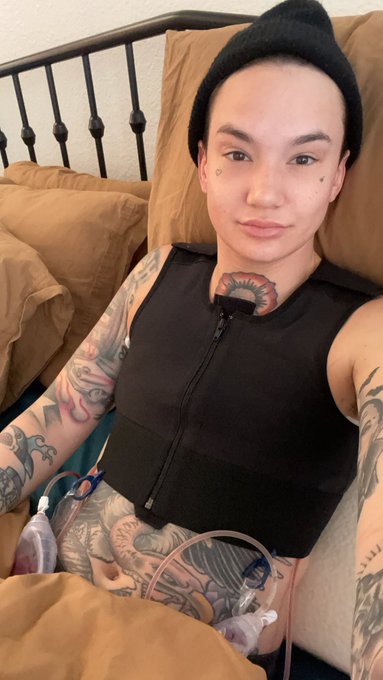 The teet yeet was a success! AND it&rsquo;s my birthday 🥳 whoopeee 🎈 https://t.co/U0k1LUXEef