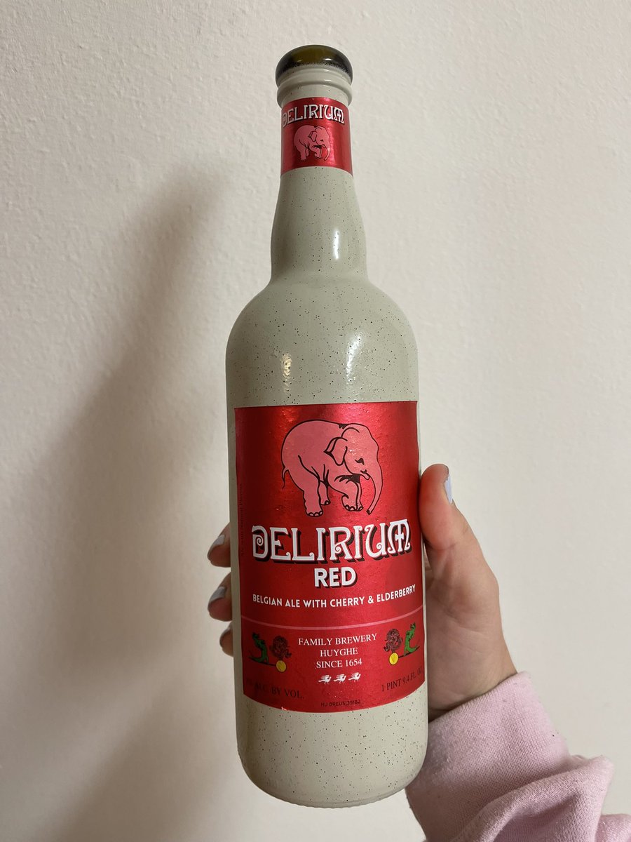 It’s been while since I shared a beer with you. Delirium Red (Belgian Ale with Cherry and Elderberry). 😋