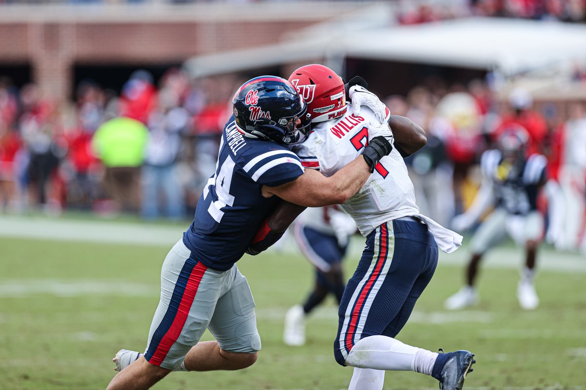 OleMissFB's tweet photo. SEVEN sacks in the first half! 🦈 https://t.co/b84PSILgrg