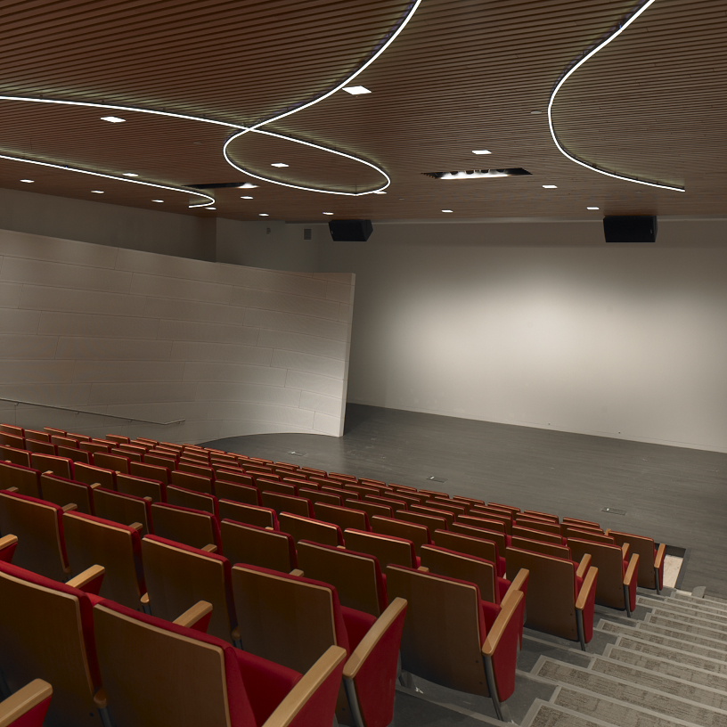 Wedding ceremonies, conferences, comedy shows, live music... The Ledcor Theatre at the AGA can do it all! With seating for up to 170 people, it's a great space to host your event! 📽️🎤🎷 #yeg
