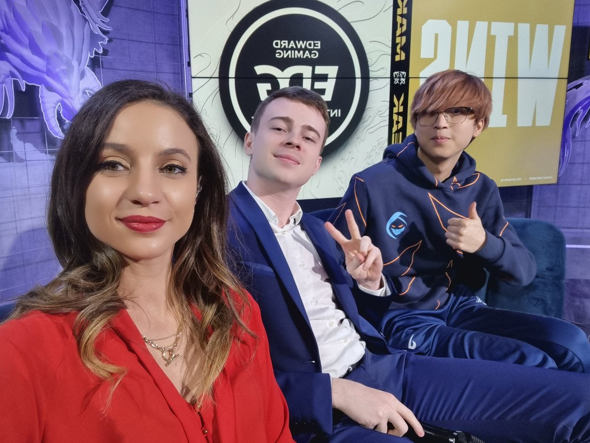 Un grand merci à <a href="/Hanssama/">Hans sama</a> et <a href="/Chap_GG/">Chap</a> pour leur compagnie pour le desk de cette finale ! 🙏🏻

Énorme GG à tout le monde chez <a href="/OTP_LoL/">OTP LoL</a> pour avoir fait de ce mondial une expérience vraiment géniale à suivre. Maintenant place à l'off season, merci à tous ❤