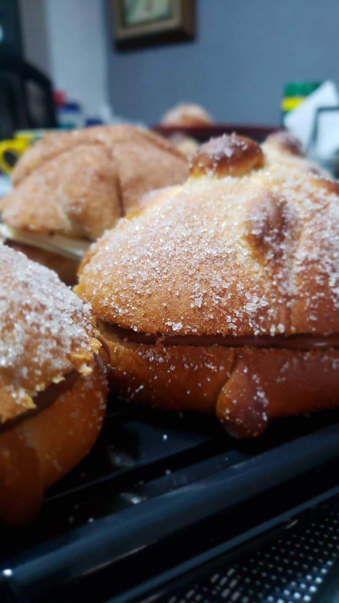 AlmaMia_Postres's tweet photo. Todavía alcanzan pan de muerto, tienen hasta el 15 de Noviembre para hacer sus pedidos.
Pueden contactarnos por nuestras redes sociales o por WhatsApp.

IG: @almamiapostreia
Fb: @AlmaMiaPostreria https://t.co/FJEV0IrfQu